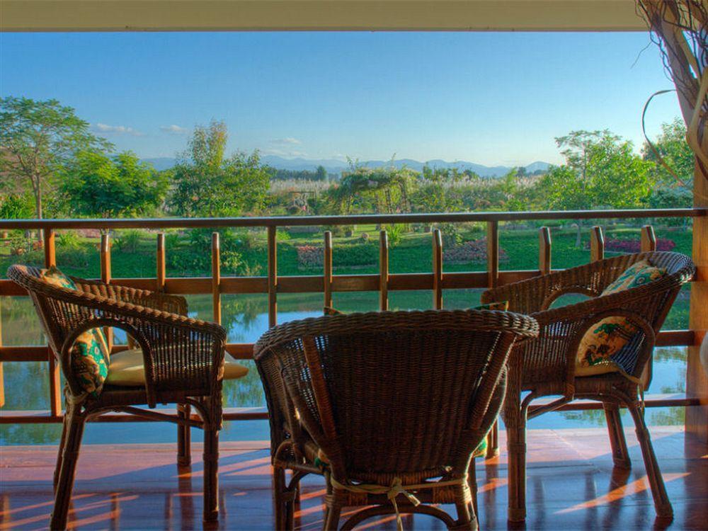 Maekok River Village Resort Mae Ai Bagian luar foto
