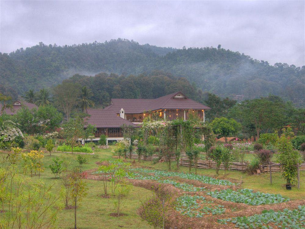 Maekok River Village Resort Mae Ai Bagian luar foto